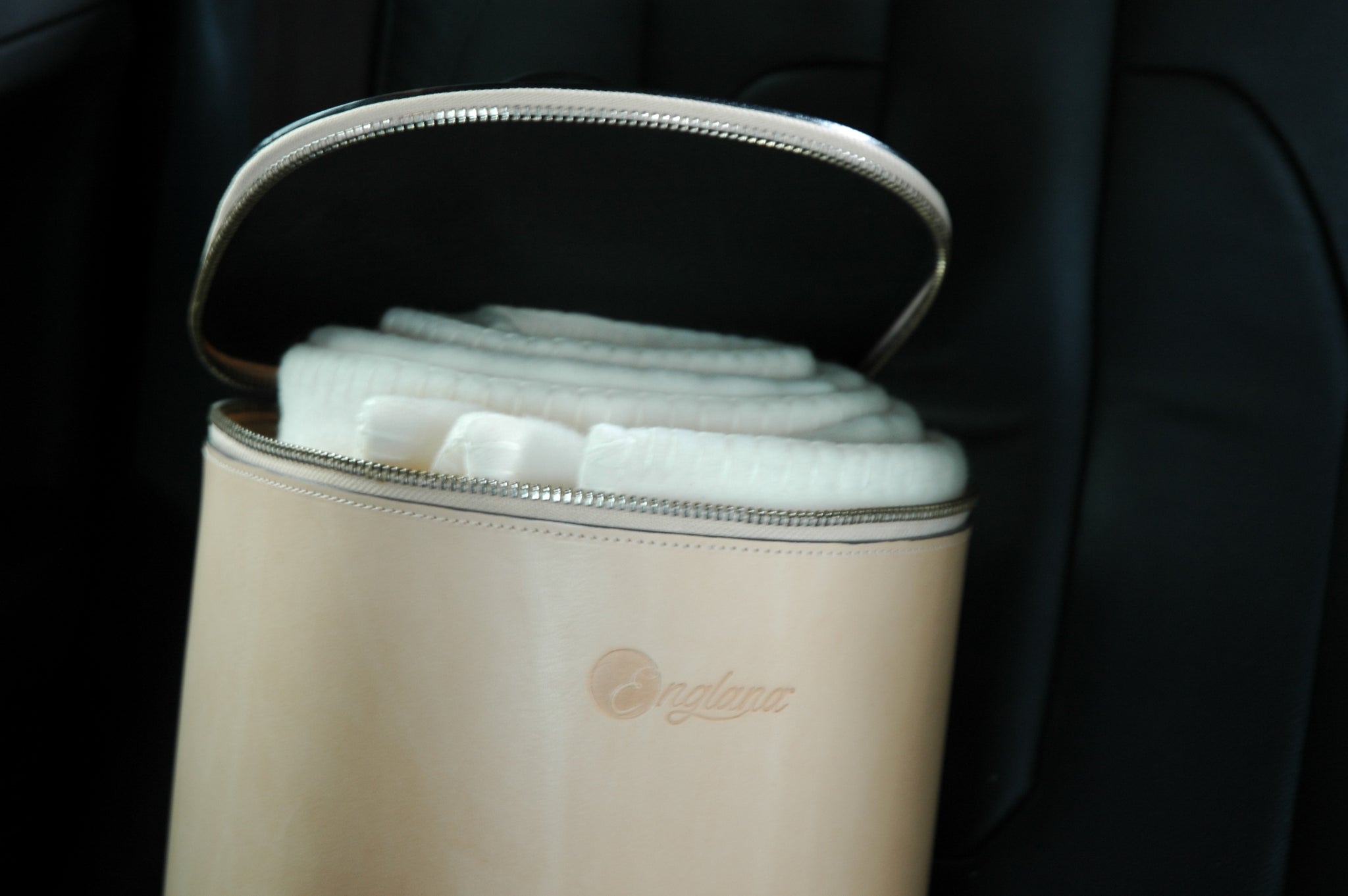 5 tips on how to keep your car organised and winter ready with Englana®